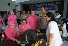 HUT Bhayangkara ke-80, Polres Bengkulu Selatan Gelar Pemeriksaan Kesehatan Gratis dan Bansos untuk Masyarakat