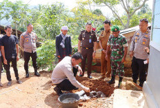 Rumah Warakawuri Dibedah Polres Lebong, Ini Tujuannya