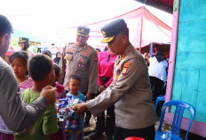Kapolda Bengkulu Kunjungi Lebong, Berikan Bantuan pada Korban Bencana