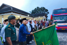 134 CJH Dilepas ke Asrama Haji, Ini Pesan Bupati BS