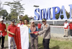 HUT RI, Bagikan 10 Juta   Bendera Merah Putih