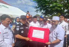 Korban Bencana Dibantu Menyeluruh, Gubernur Helmi Kunjungi Korban di 2 Kabupaten Ini