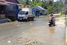 Pasar Kaget Terdampak Banjir, Pedagang Keluhkan Ini