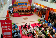 Implementasikan Kurikulum Cinta, MTsN 1 Pentas Seni dan Bazar di Mega Mall 