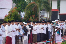  Salat Ied Dipusatkan di   Balai Daerah Arga Makmur