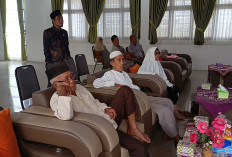 Dari Manna ke Tanah Suci,   3 CJH Lansia Dibekali Manasik