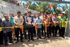Jembatan Tangga Manik Siap   Dongkrak Ekonomi Warga