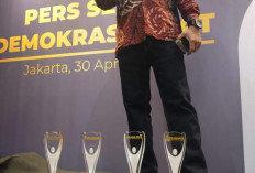 Pemimpin Redaksi Harian Bengkulu Ekspress Dendi Supriadi Kembali Juarai Lomba Nasional FIFGROUP