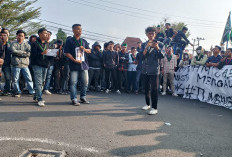 Gelombang Demo   Terus Bergerak, Tolak Dinasti Politik