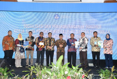  Mulai Juli 2025,  11.440 Sekolah Negeri dan Swasta Akan Direvitalisasi Dan Dipasang TV Pintar      