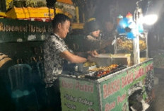 Kisah Inspiratif, Supratman (39), Mantan Pekerja Proyek, Banting Stir Berjuangan Bakso Bakar, Begini Ceritanya