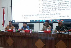 Pemprov Bengkulu Jemput Bola Hormati Veteran, Panjat Pinang Raksasa Disiapkan Semarakkan HUT RI