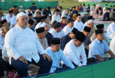 Ribuan Warga Padati   Lapangan Sekundang, Bupati Rifai Ajak Perkuat Keikhlasan dan Kepedulian