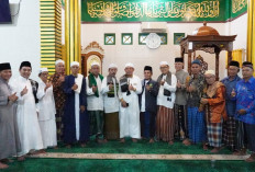 Safari Ramadan di Masjid Baiturrahim Pagar Dewa, Wali Kota Ajak Warga Aktifkan RISMA dan Karang Taruna