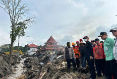 Peduli Bencana Sumbar, Gubernur Bengkulu Serahkan Bantuan Tunai, Segini Jumlahnya