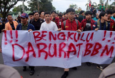 Darurat BBM di Bengkulu Belum Teratasi, Mahasiswa Turun ke Kantor Gubernur