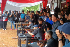 Eksebisi Menembak, Gubernur Bengkulu Raih Juara 1