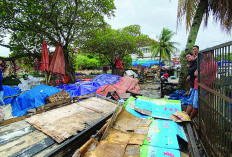 Pedagang Tumpuk Lapak di TPU, Warga Belakang Pondok Sampaikan Protes