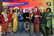 Santika Lestarikan Budaya Nusantara, Gelar Fashion Show di Acara Ini