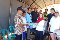 Peduli Sesama, PMI Benteng Bantu Korban Kebakaran