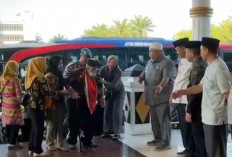 Tangis Haru dan Doa Iringi   Kepulangan Jemaah Haji