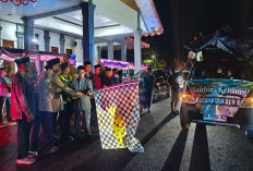 Sambut Idul Fitri 2026, Bupati Choirul Huda Lepas Pawai Takbir Keliling Mukomuko dari Balai Daerah