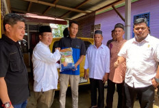 Longsor, 15 Rumah di Desa Pondok Panjang Terdampak, Bupati Mukomuko Beri Bantuan