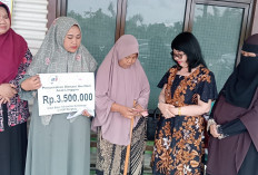New Khatulistiwa dan Komunitas B3, Salurkan Bantuan Kemanusiaan Pasien Kanker RSMY 