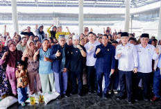 Kado Istimewa untuk Warga Apur, Presiden Berikan Sapi Kurban Seberat 1 Ton