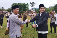    Bupati BU Serahkan Segini Sapi ke Masyarakat 