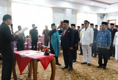 Nasrur Rahman Resmi Jabat Sekda Kaur, Bupati Kaur Tekankan Integritas dan Profesionalitas