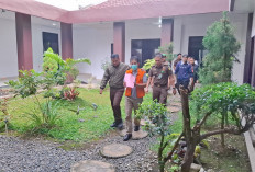 BREAKING NEWS: Diduga Terlibat Korupsi, Mantan Kasat Pol PP Rejang Lebong Ditahan Jaksa