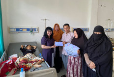 Bantu Bocah Penderita Kelainan Katup Jantung, Owner Toko New Khatulistiwa Bengkulu Salurkan Donasi Rp6 Juta