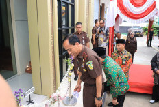 Kajati Bengkulu Resmikan Masjid dan PDOEL