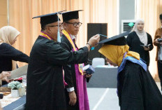 44 Lansia Diwisuda, Ini Pesan PJ Sekda Kota Bengkulu