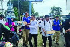  Dinsos Bagikan Minum ke Pengantre BBM, Begini Keterangan Kepala Dinsos Kota Bengkulu