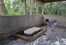 Desa Seguring Menjaga   Situs Budaya Batu Lebar