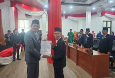  Achmad Syarkawi Resmi Dilantik Jadi Anggota DPRD Benteng