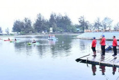 Kembangkan Olahraga Dayung Kano, Dispora Kota Bengkulu Gelar Lomba Dayung Kano