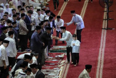 Gibran dan Jan Ethes Salat Idul Adha di Istiqlal, Ribuan Jemaah Padati Masjid Sejak Dini Hari