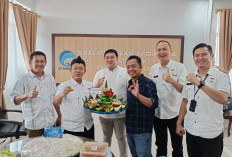  RBMG Beri Kejutan Ultah Kadis Kominfo, Miftarul: Ini Sejarah Bagi Hidup Saya