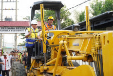 Pemkot Bengkulu Siap Aspal 100 Jalan Awal 2026