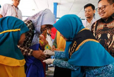 Kejar Target Polio Tahap II, Pemkot Bengkulu Turunkan Tim Dinas Kesehatan Sweeping Rumah Warga 