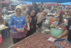 Jelang Nataru, Pemkab Mukomuko Pantau Pasar, Ini Bahan Pokok yang Harganya Naik