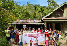 100 Lampu Solar Cell untuk Korban Banjir dan Longsor di Dataran Tinggi Aceh dari DPP HPMPI