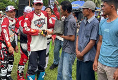 Program Bibit Sawit Gratis Dibagikan, Gusril:Semoga Jadi Motor Penggerak Peningkatan Kesejahteraan Petani