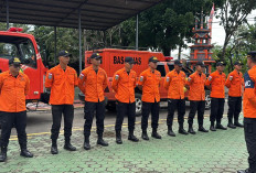 Dukung Operasi SAR Banjir Bandang di Sumatera Barat, Basarnas Bengkulu Kirimkan 15 Personil
