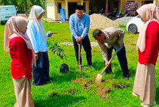  Kemenag Mukomuko Konsisten   Gerakan Catin Tanam Satu Pohon