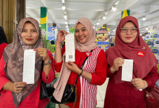 Hari Pelanggan Nasional 2025, Anisa dan Juwita Juga Ria Menang di Event Belanja Bareng Honda Bengkulu