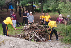 Wujudkan Indonesia ASRI, Gelar Bersih-bersih Pantai